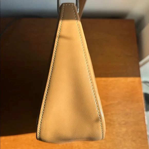 Longchamp Le Roseau Shoulder Bag - Picture 8 of 16